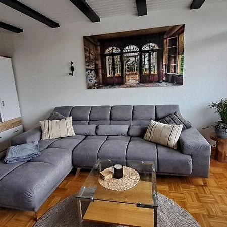 לאנגלסהיים 1-Zimmer-Appartement Schoene Aussicht מראה חיצוני תמונה