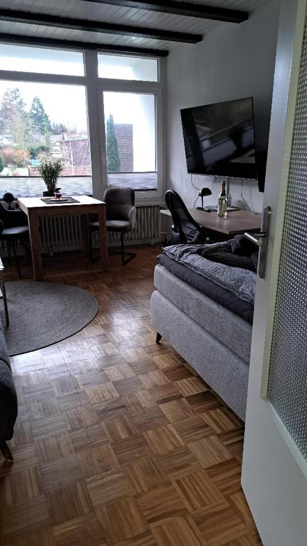 לאנגלסהיים 1-Zimmer-Appartement Schoene Aussicht מראה חיצוני תמונה